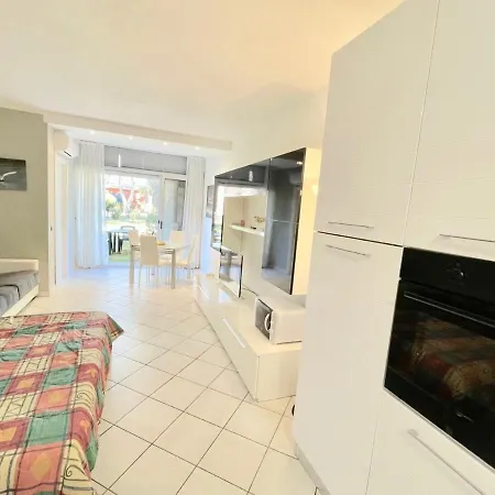 Premium Mono C4 Apartment Marina Di Bibbona